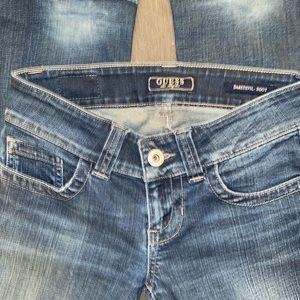 GUESS jeans